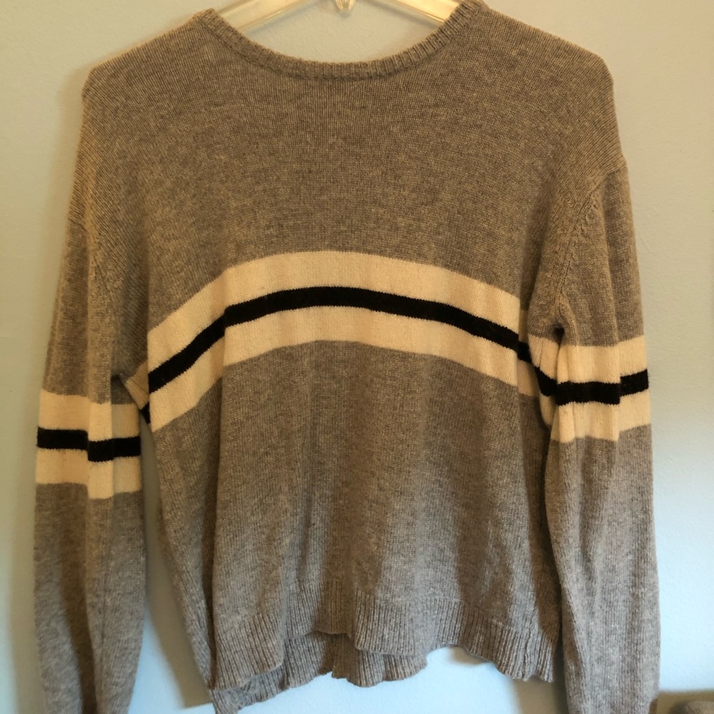 BRANDY MELVILLE sweater